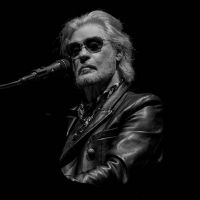 Daryl Hall With Special Guest Todd Rundgren To Play North Charleston PAC, August 11