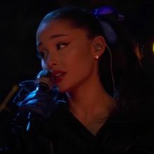 VIDEO: Watch Ariana Grande & Her THE VOICE Team Perform 'FourFiveSeconds'