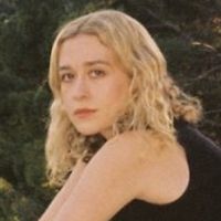 Blondshell Shares New Single 'Kiss City' & Announces Fall Tour With Porridge Radio