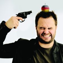 Review: PACO ERHARD: WORST GERMAN EVER at Alliance For The Arts Classroom Theater