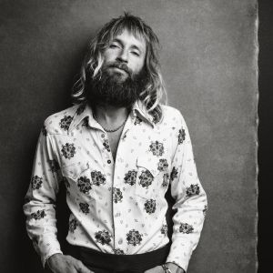 Paul McDonald & The Mourning Doves Share New Song 'Maybe This Christmas'
