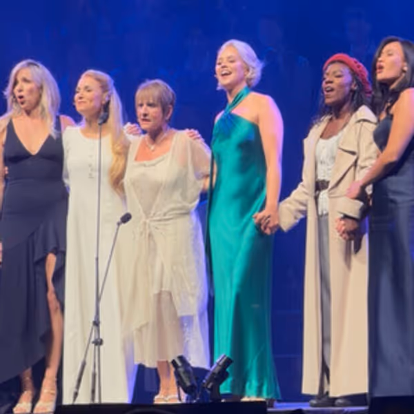 Video: Patti LuPone, Aaron Tveit & More Join LES MISERABLES: THE ARENA CONCERT SPECTA Photo