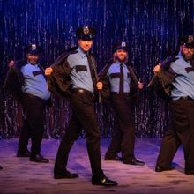 Avon Players to Present THE FULL MONTY in September