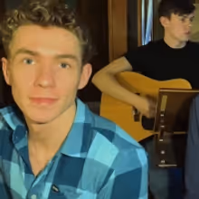 VIDEO: Jeffrey Kringer Sings 'Beautiful City' For Milwaukee Rep's OUR HOME TO YOUR HO