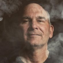 BWW Review: FOR THE LOYAL Brings Out the Liar In All Of Us