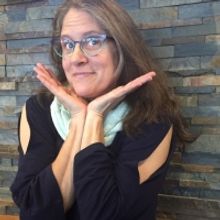 Karen Johnson-Diamond Talks DIRTY LAUNDRY and the Joys of Improv