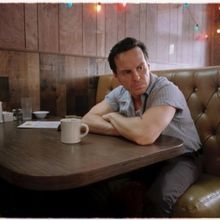 Video: Sam Fender Shares Video for 'People Watching' Starring Andrew Scott