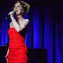 Review: Jean Louisa Kelly Masters The Art Of Cabaret With ANYTHING CAN HAPPEN at The 