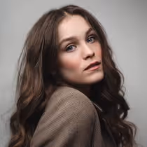 THE BELL JAR Film Adaptation Wraps Production With Billie Eilish, Sarah Polley