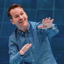 Wake Up With BWW 11/14: Mike Birbiglia's THE OLD MAN AND THE POOL Opens, and More!