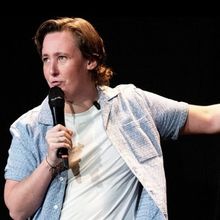 Review: MHAIRI BLACK: DIFFICULT SECOND ALBUM, Citizens Theatre