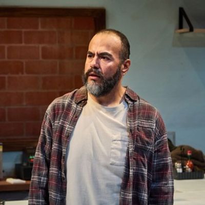 Interview: Orlando Arriaga of THE COUNTER at 4th Wall Theatre Co.