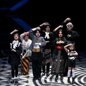 Review: Arendi's THE ADDAMS FAMILY: Creepy, Kooky, and Captivating