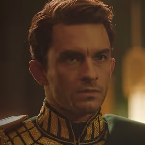 Video: Jonathan Bailey Talks Fiyero's Transformation in New Featurette