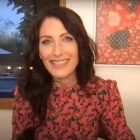 VIDEO: Lisa Edelstein Talks 9-1-1: LONE STAR on LIVE WITH KELLY AND RYAN Video