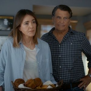 Video: Liz and Derek Seek Jimmy's Help in SHRINKING Season 3 Sneak Peek Clip