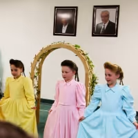 VIDEO: Netflix Debuts KEEP SWEET: PRAY AND OBEY Series Trailer