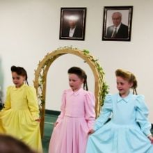 VIDEO: Netflix Debuts KEEP SWEET: PRAY AND OBEY Series Trailer