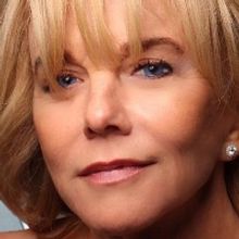 Linda Purl TENDERLY Channeling ROSEMARY CLOONEY