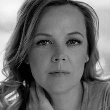 Exclusive: Oh My Pod U Guys- No Bit Is Too Cheap with Emily Bergl