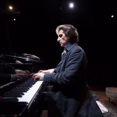 Interview: Hershey Felder of THE PIANO AND ME at TheatreWorks Silicon Valley