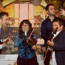 Video: Nickel Creek Perform on CBS Saturday Morning
