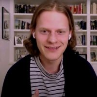 VIDEO: Lucas Hedges Talks About His Movie Mom Michelle Pfeiffer on JIMMY KIMMEL LIVE! Video