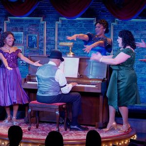Video: Watch the Cast of AIN'T MISBEHAVIN' Perform 'Handful of Keys' at Milwaukee…