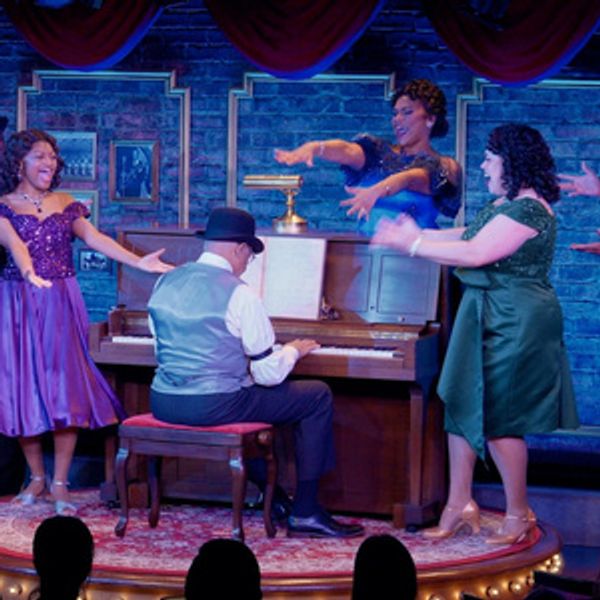 Video: Watch the Cast of AIN'T MISBEHAVIN' Perform 'Handful of Keys' at Milwaukee Repertory Theater - Milwaukee, WI Theater Video