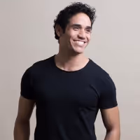 BWW Review: Powerhouse Broadway Star Adam Jacobs Takes Us BEHIND THE CURTAIN of His…