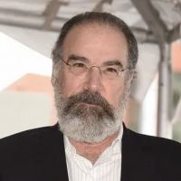 LISTEN: Mandy Patinkin Talks TikTok, THE PRINCESS BRIDE, and More on NPR's 'Wait…