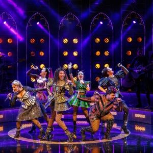 Review: SIX at Keller Auditorium