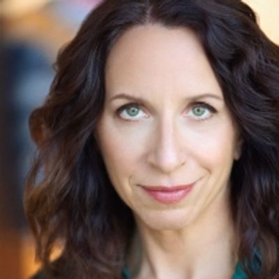 BWW Interview: Actress Roslyn Cohn Shares High Points In Her Theatrical Career Thus Far