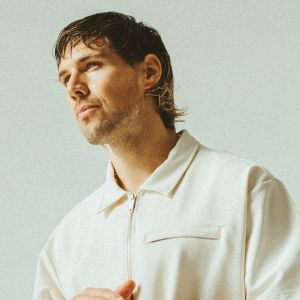 Jake Scott Unveils Debut Album 'Lavender'