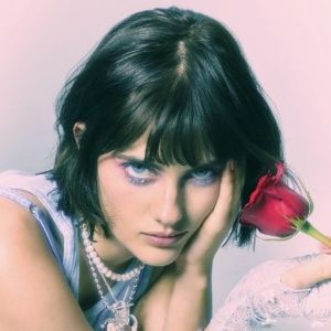 Emeline Drops Defiant New Single 'Everything I'm Not'