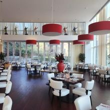 Review: RED HORSE by David Burke in White Plains-The Talk of the Town