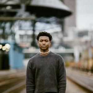 Mon Rovîa Releases 'Jester in the Bowl,' Joins Noah Kahan Winter Tour