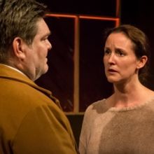 BWW Review: SKYLIGHT at Holden Street Theatres