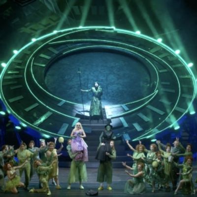 Video: First Look At WICKED Swedish Premiere at G&ouml;teborgsoperan