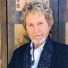 Jon Anderson and The Band Geeks to Perform at Patchogue Theatre for the Performing Ar