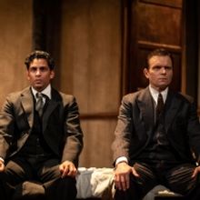 BWW Review: THE DUMB WAITER, Hampstead Theatre