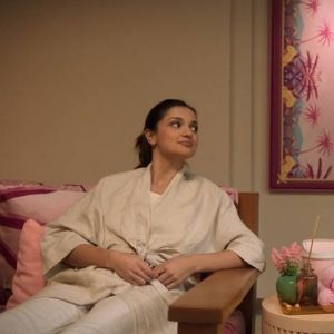 Video: Apple TV+ Shares Sneak Peek Clip of ACAPULCO Season 4 Episode 4