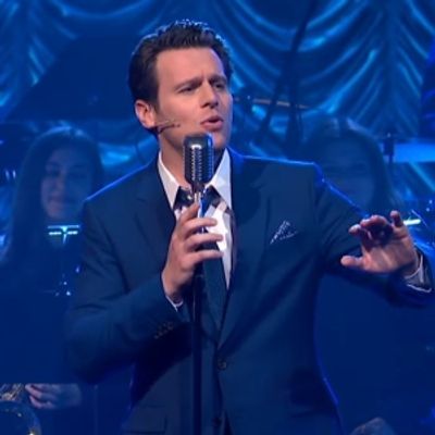 Video: Jonathan Groff and the JUST IN TIME Cast Perform 'Beyond the Sea' 
