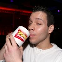Wake Up With BWW 8/21: Jordin Sparks Joins WAITRESS, and More!