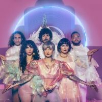Y La Bamba Shares 'Entre Los Dos' Video