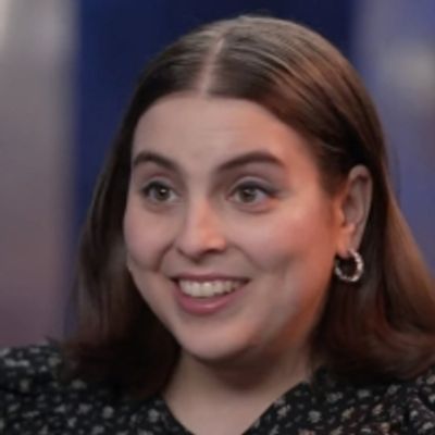 VIDEO: FUNNY GIRL's Beanie Feldstein Talks Fanny Brice, Barbra Streisand, and More on CBS SUNDAY MORNING