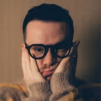 Sam Fischer Releases New Track 'Carry It Well'