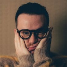 Sam Fischer Releases New Track 'Carry It Well'