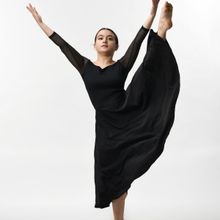 Claudia Logi: The Contemporary Dance Artist Bringing French Flair to NYC