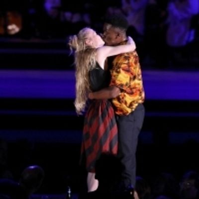 BWW Review: ROMEO &amp; JULIET Inhabits Hollywood at The Hollywood Bowl